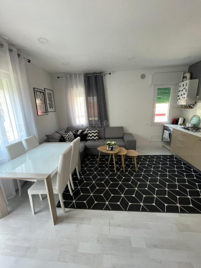 Casa Di Isabelle Venezia Apartment Mestre Luaran gambar