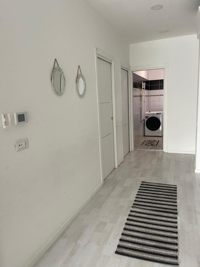 Casa Di Isabelle Venezia Apartment Mestre Luaran gambar