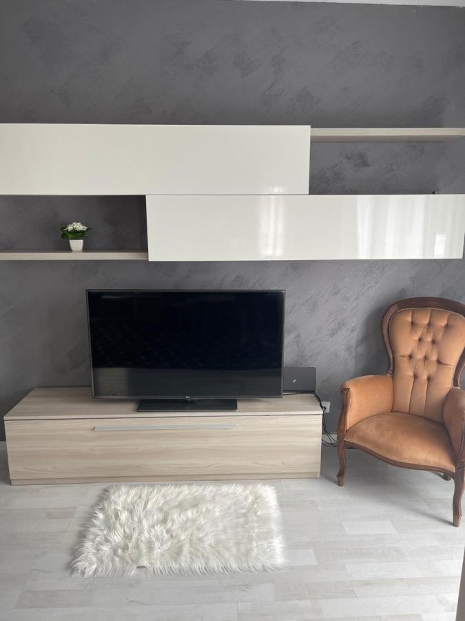 Casa Di Isabelle Venezia Apartment Mestre Luaran gambar