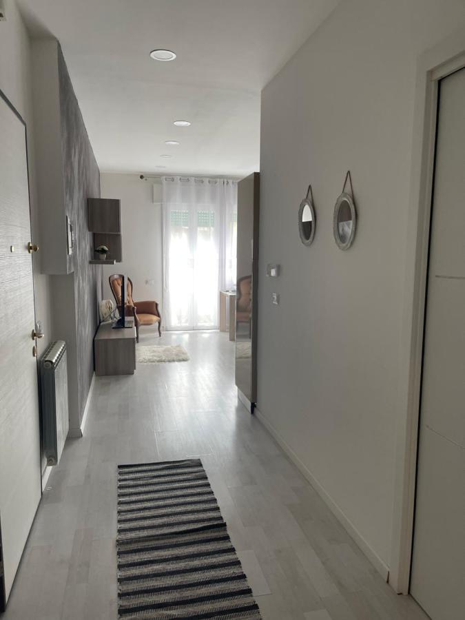 Casa Di Isabelle Venezia Apartment Mestre Luaran gambar